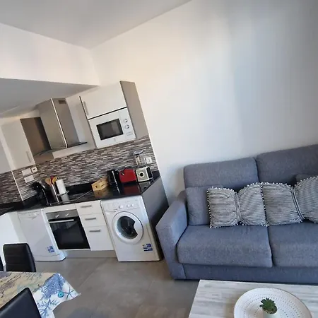 Edificio Arenal * קלפה